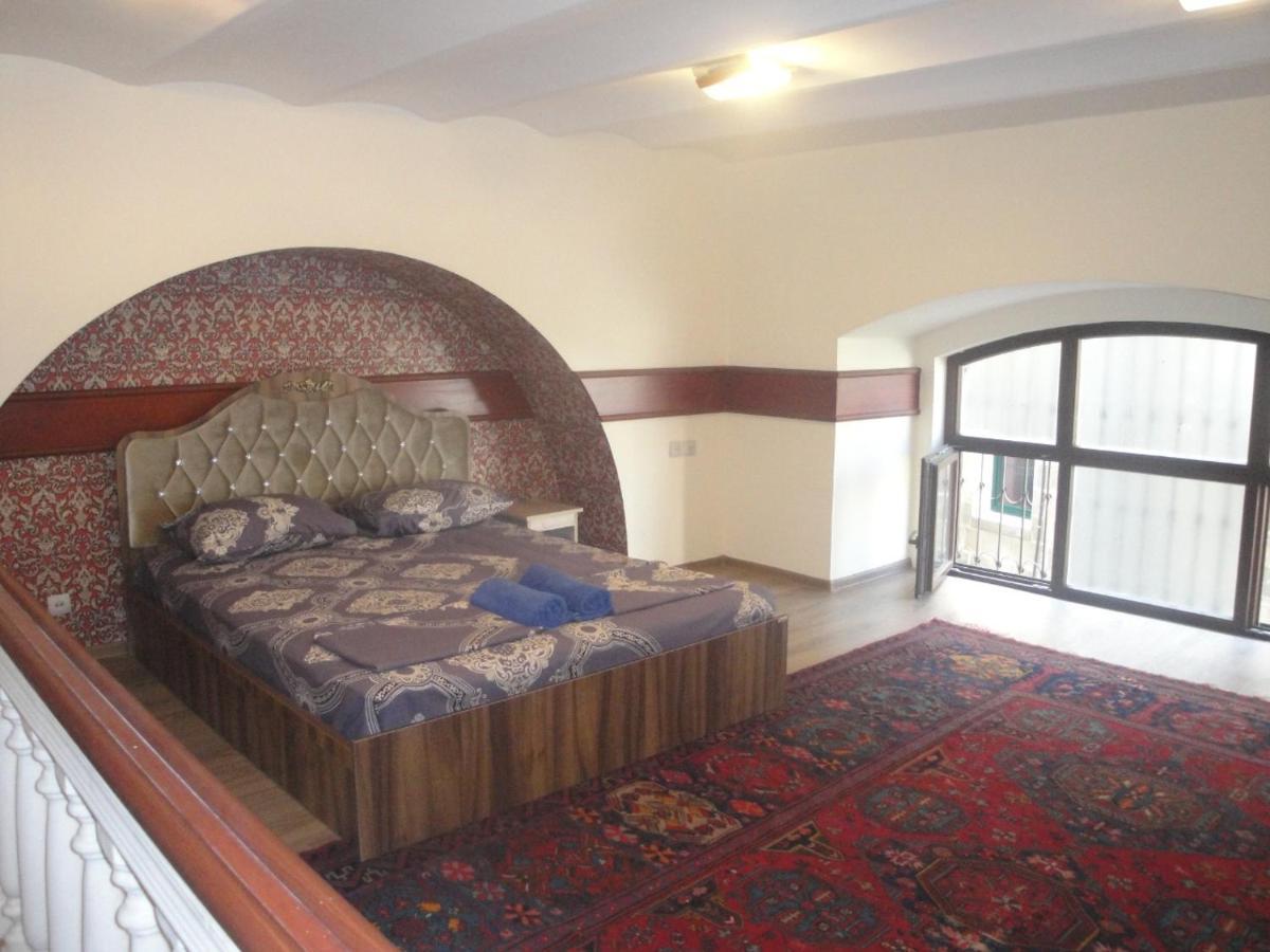 Delux Duplex Apartment In Old City Баку Экстерьер фото